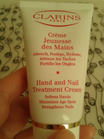 Крем для рук и ногтей Hand and Nail Treatment Cream от Clarins фото 1 Крем для рук и ногтей Hand and Nail Treatment Cream от Clarins фото 1